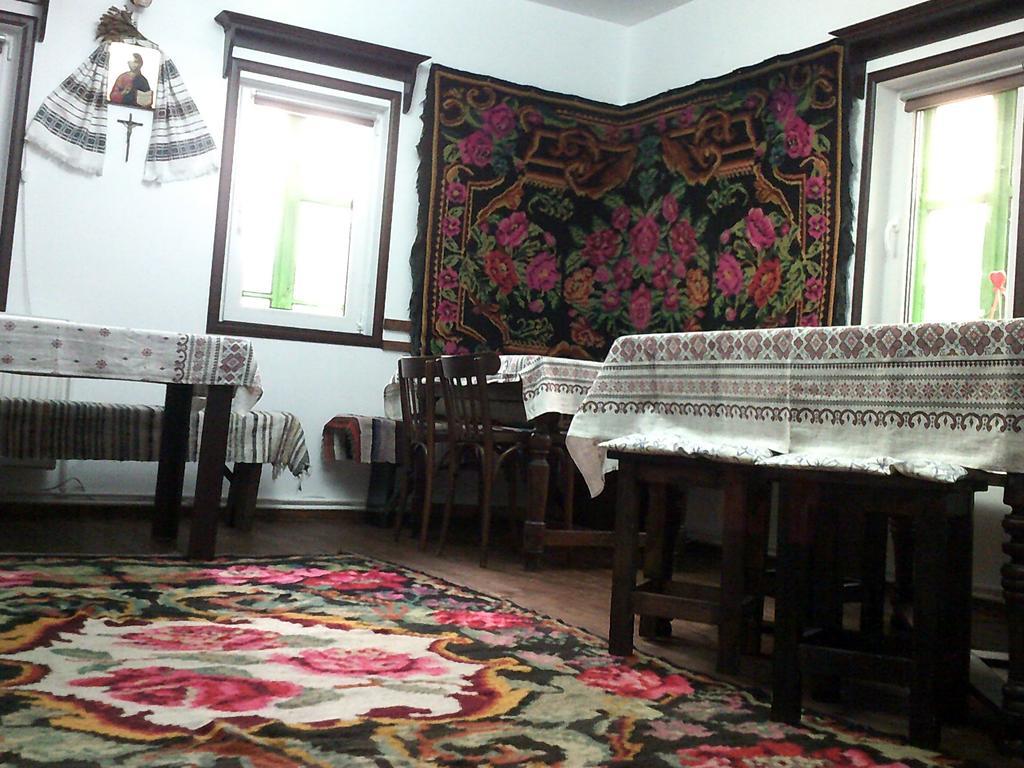 Casa Lia Hotel Valea Putnei Exterior foto